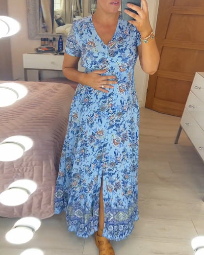 V-neck dress with floral pattern