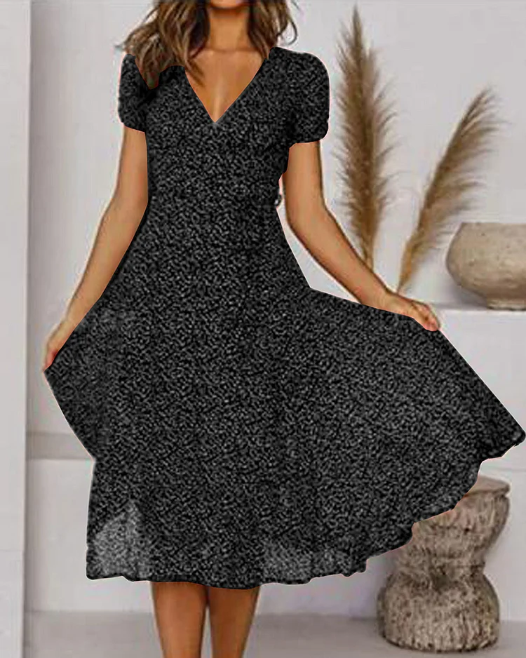 Vivienne | Women's V-Neck Short Sleeve Midi Dress with Print