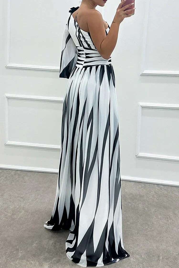 Women's Dress | Asymmetrical Sleeve