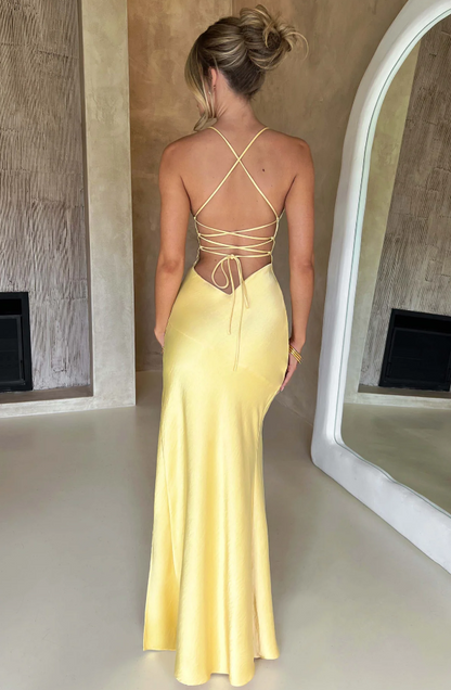 Lilly | Elegant Maxi Dress with Thigh-High Slit