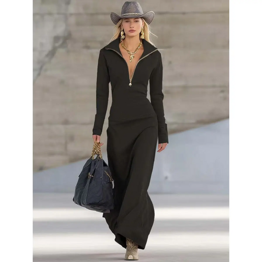 Casual Maxi Dress with Black Turtleneck and Zipper Design
